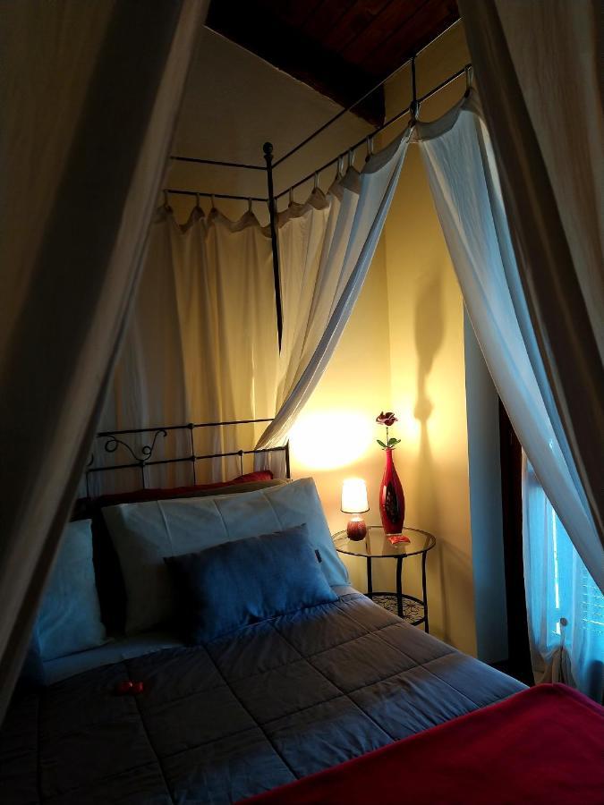 Cascina Roella Guest House Monforte D'Alba Exterior photo